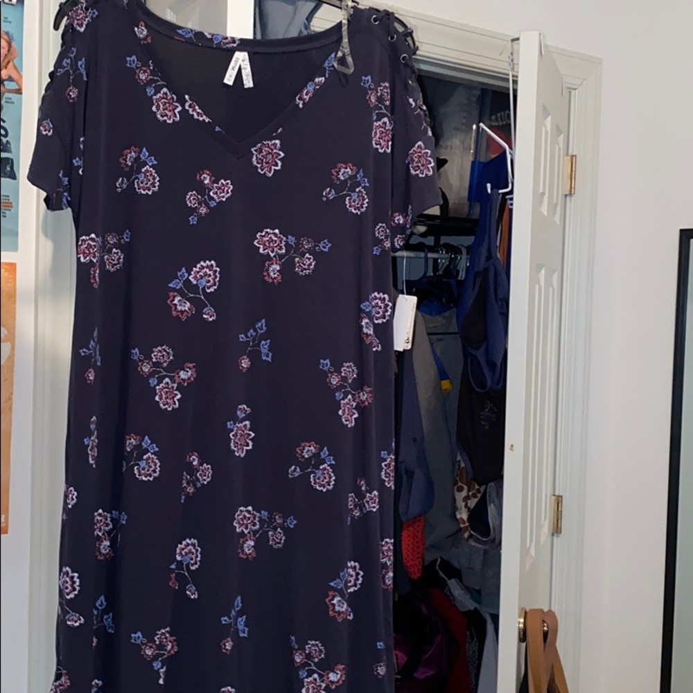 Mudd lace drop shoulder dress